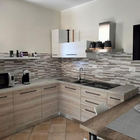 Apartamento La Caletta Di Dany Castelsardo Exterior foto