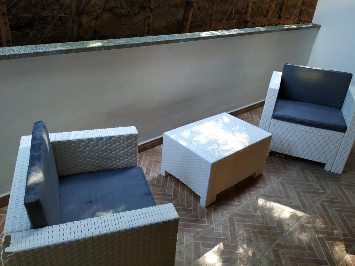 Apartamento La Caletta Di Dany Castelsardo Exterior foto