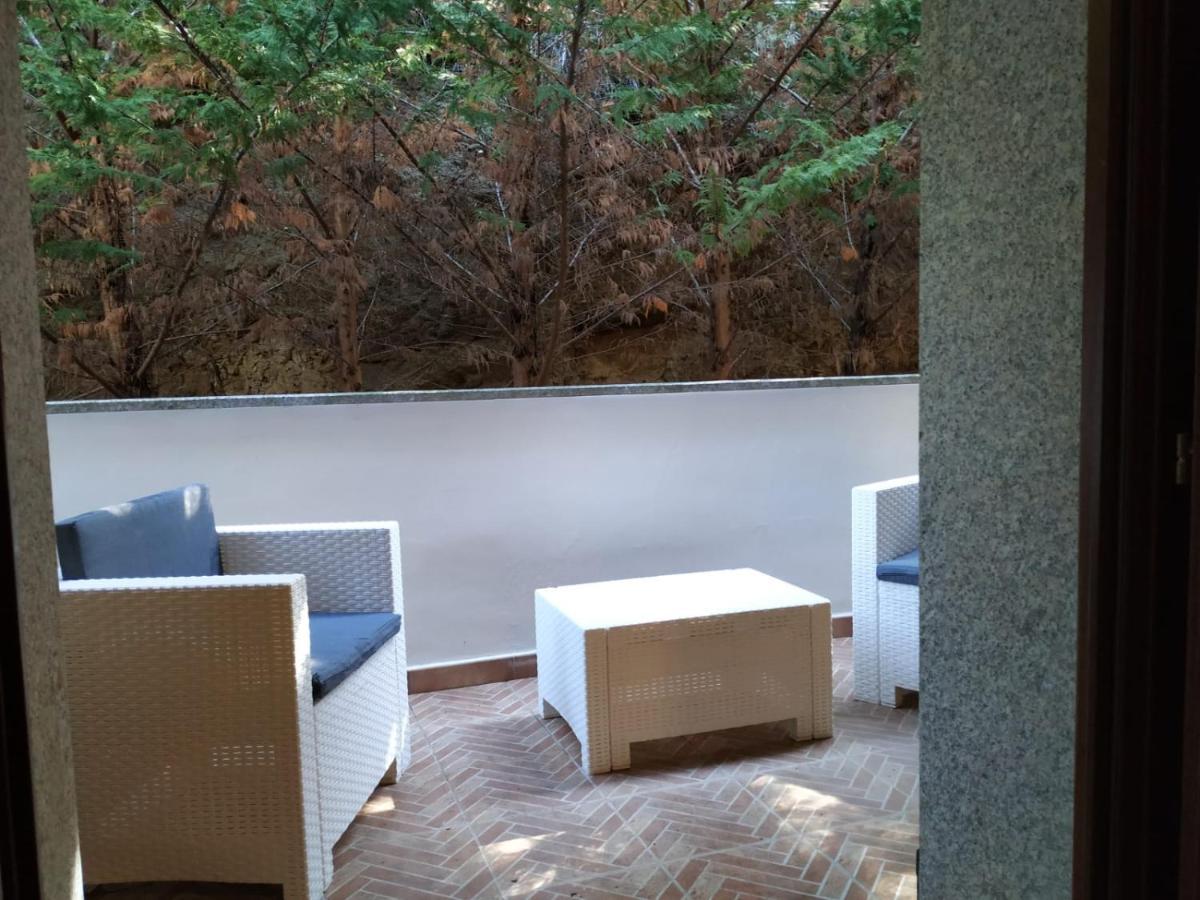 Apartamento La Caletta Di Dany Castelsardo Exterior foto